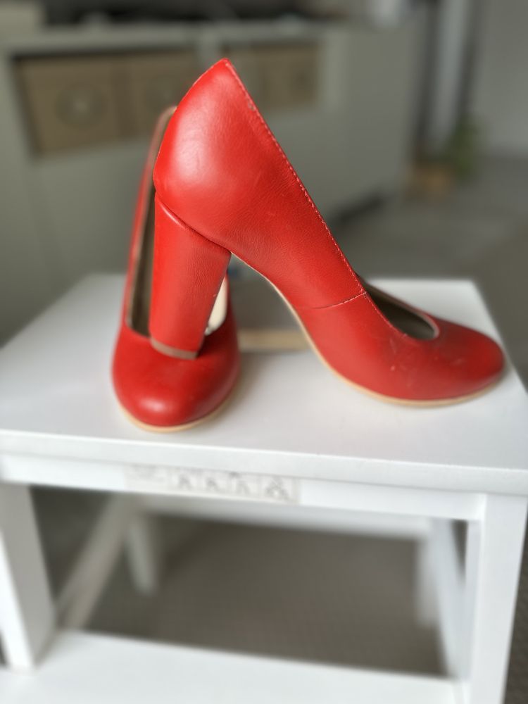 Pantofi rosii piele naturala Petra Shoes