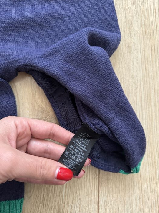 Коледнен пуловер и коледен ромпер 9-12 месеца