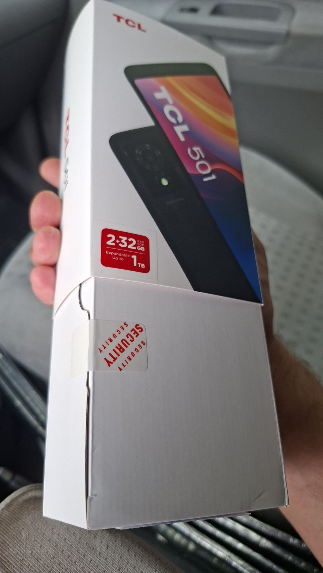 TCL 501 - smarphone NOU sigilat