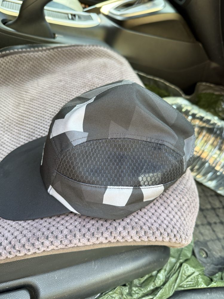 Adidas Terrex шапка