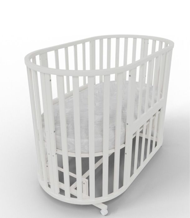 Детская кроватка.