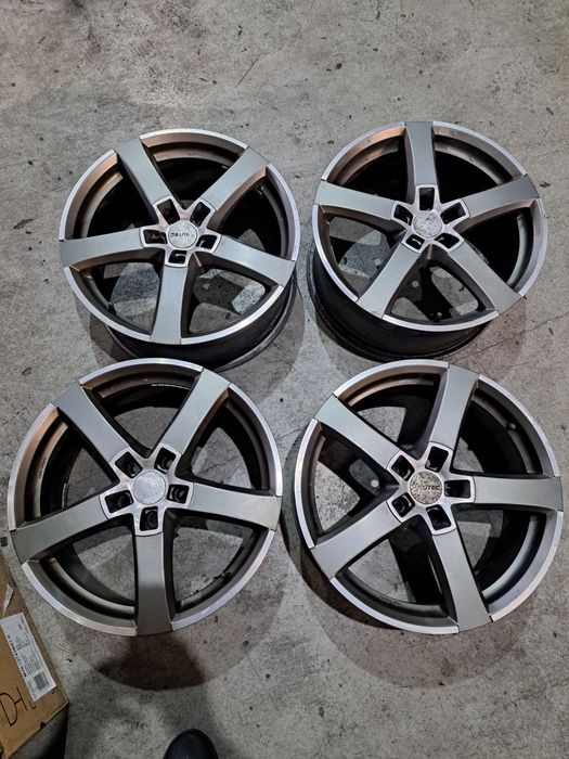 Vând jante autec R18