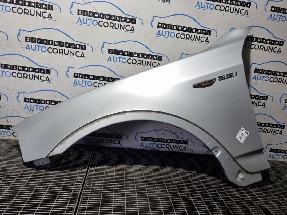 Aripa Stanga Fata BMW X3 E83 2003 - 2006 4 Usi Titan Silber Metallic 354 (1362)