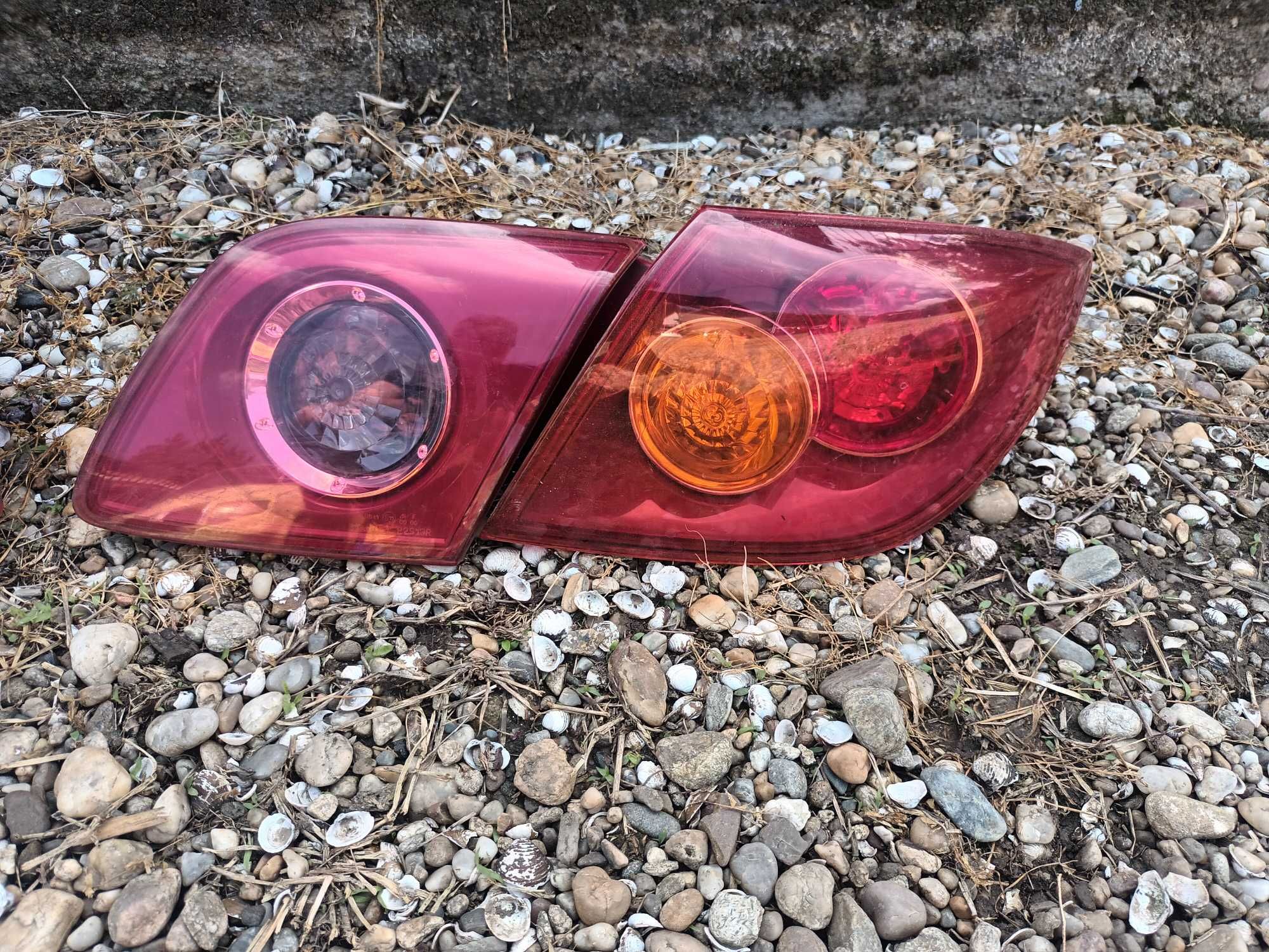 ляв и десен външен и вътрешен стоп за мазда 3 хечбек MAZDA 3