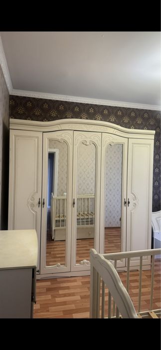 Спальний гарнитур