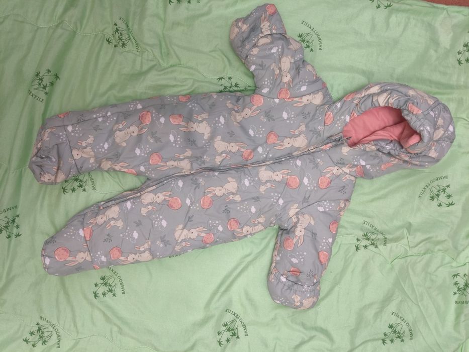 Продам комбенизон 68см