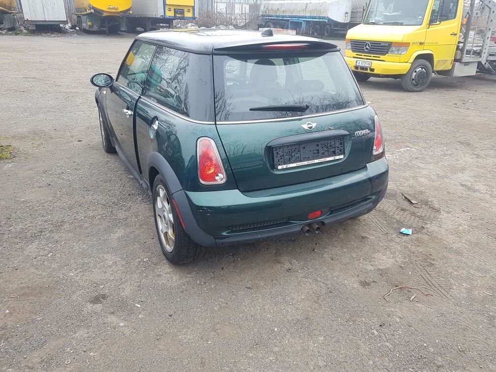 Mini Cooper S  на части