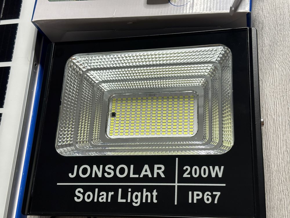 Proiector Solar 'Jon Solar 200W, Lampa Incarcare Solara + Panou Solar