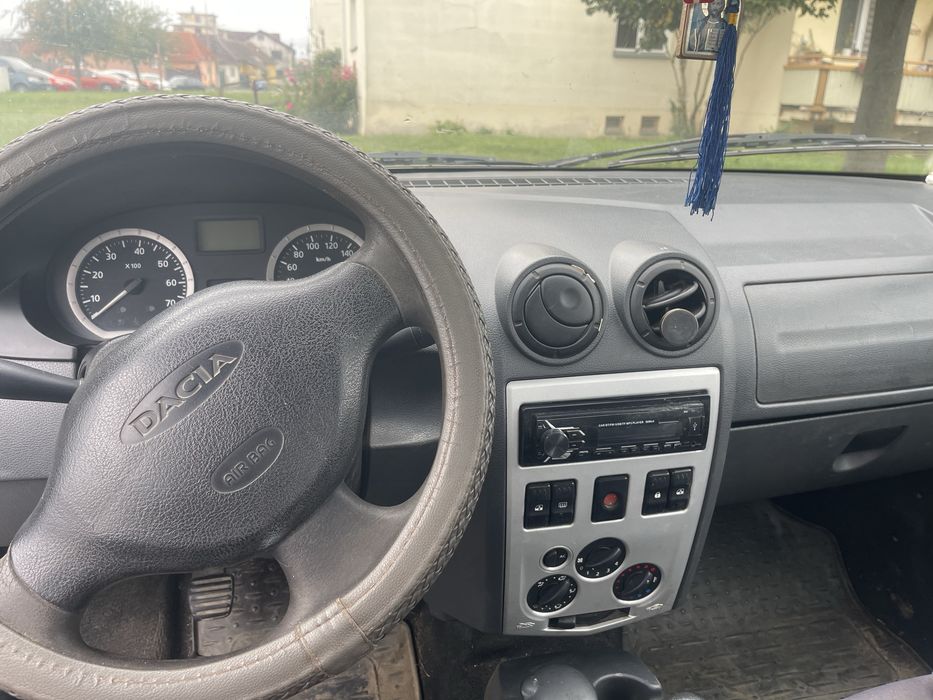 Dacia Logan 2006