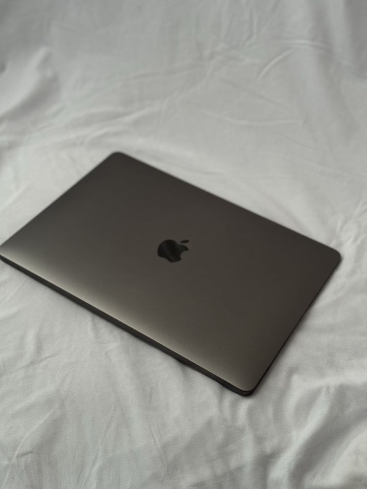 Macbook Air 2020 | Core i5 8/512Gb!