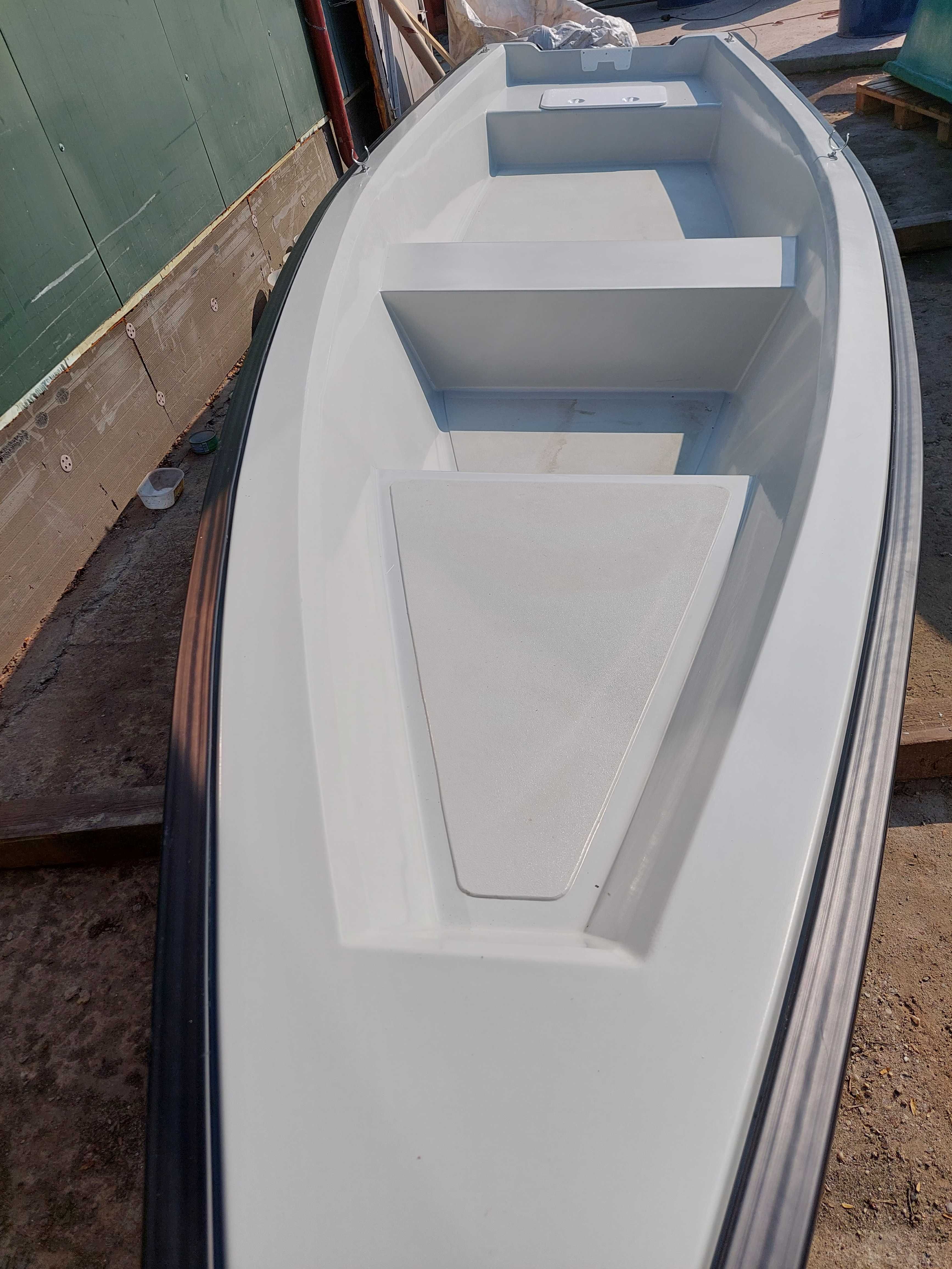 Barca noua DELTA 580,pescuit si agrement,model 2025,5,8mx1,64m,5 pers,