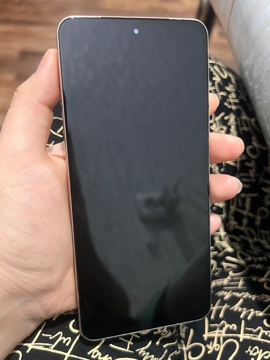 Продам телефон vivo v 29 e