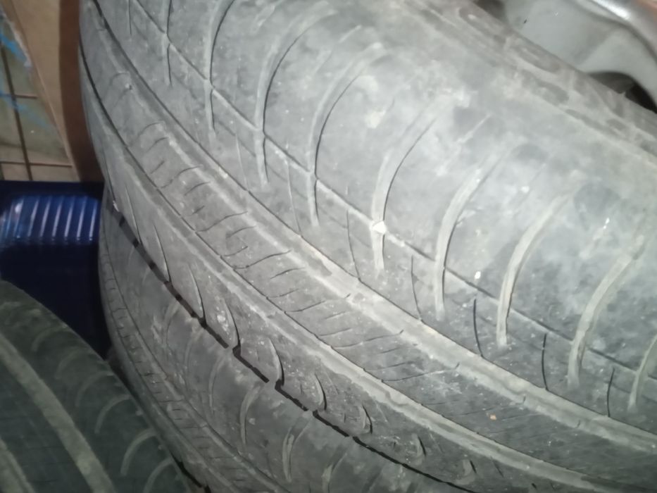 Roti complete jeante aliaj cu cauciucuri de vara,