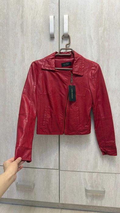 Продаю молодежную куртку