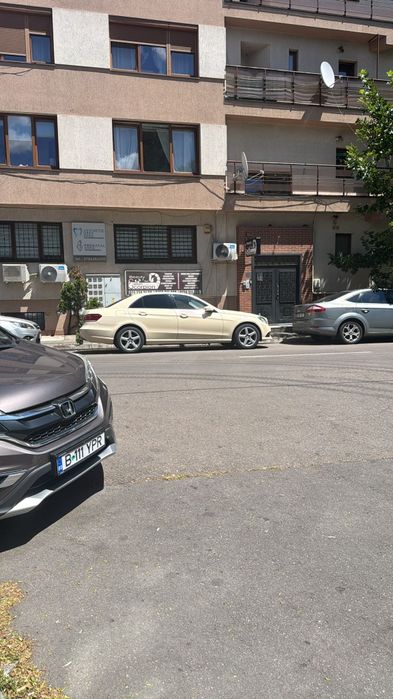 Vând sau schimb Mercedes E clas  2015