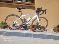 Vând cursiera full carbon!