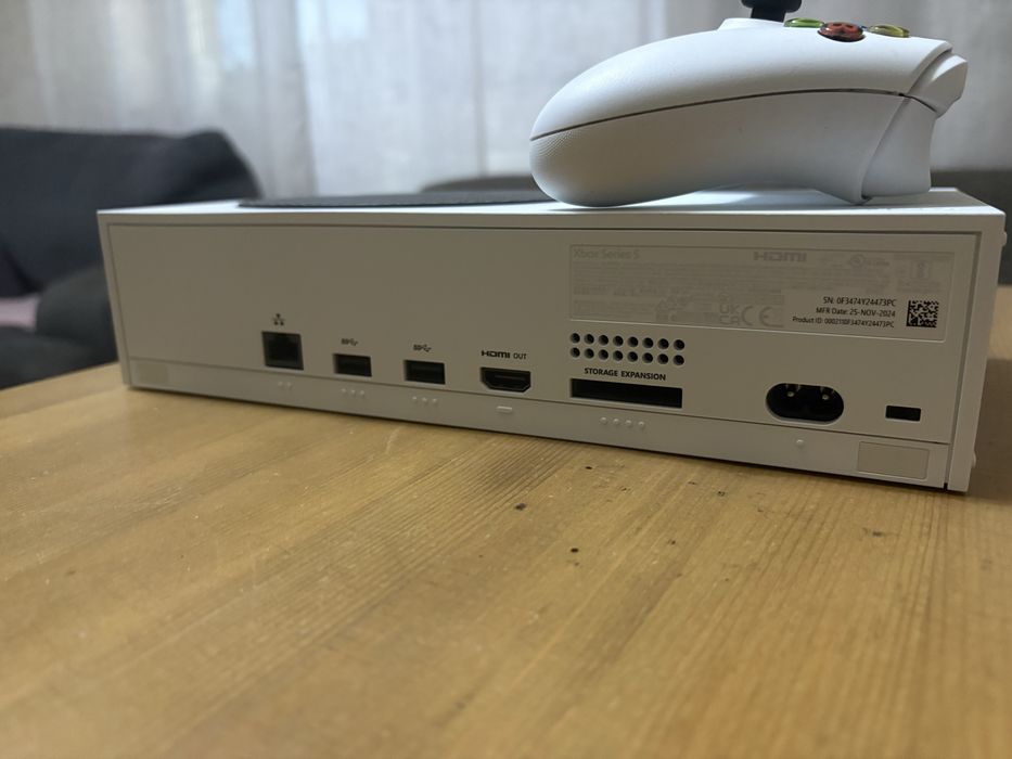 Xbox serie S Alb 512 gb cu fc 25 instalat