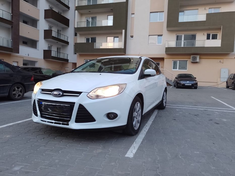 Vând Ford focus lll