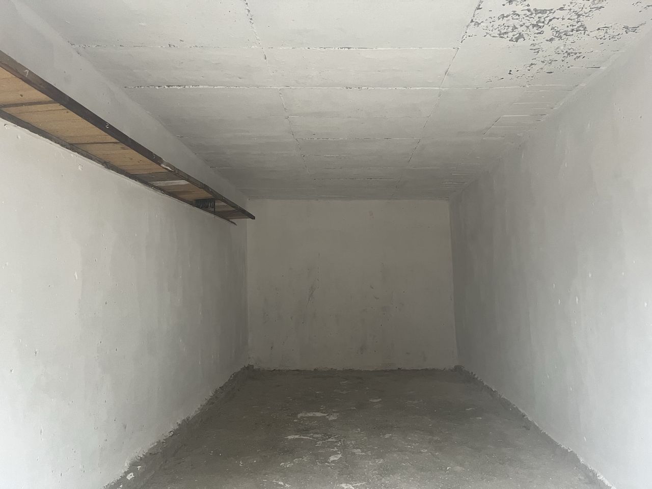 Дава се под наем Гараж / Паркомясто в Габрово, Център - 20 кв.м за 51 € - Снимка #4
