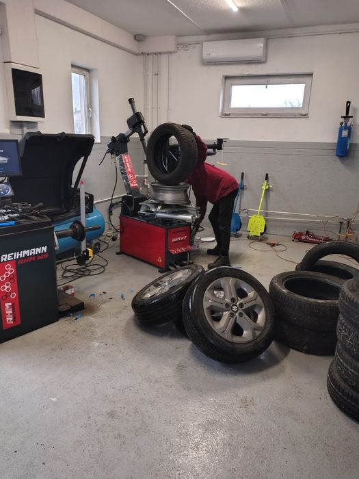 Vulcanizare profesionala Hunedoara