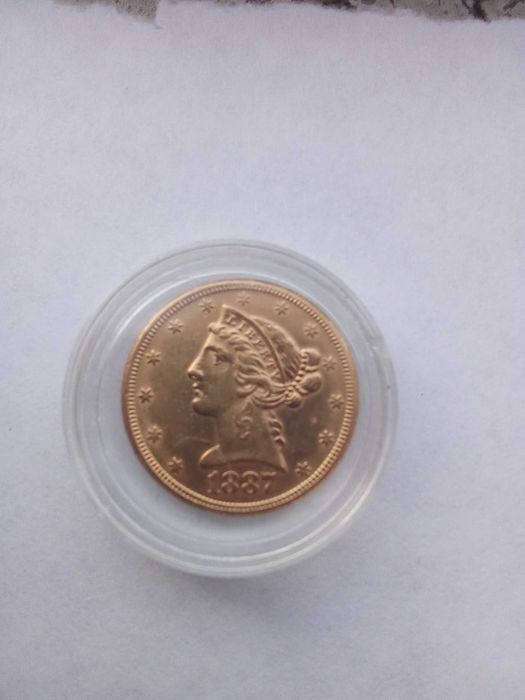 Лот златни долари