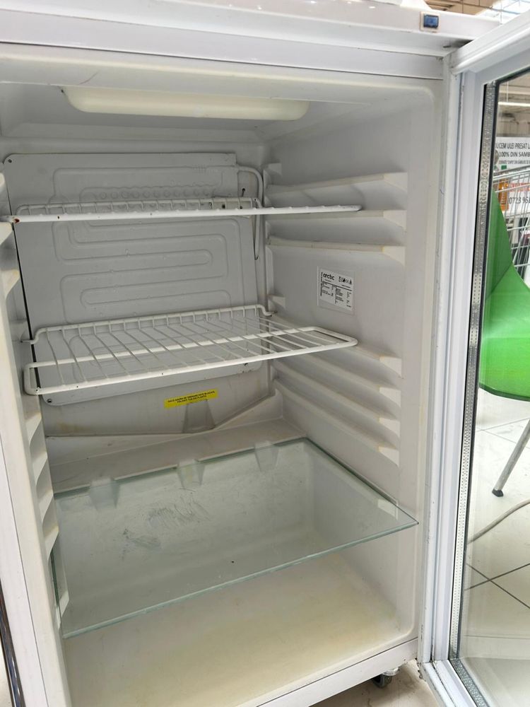 Vând frigider în stare bună