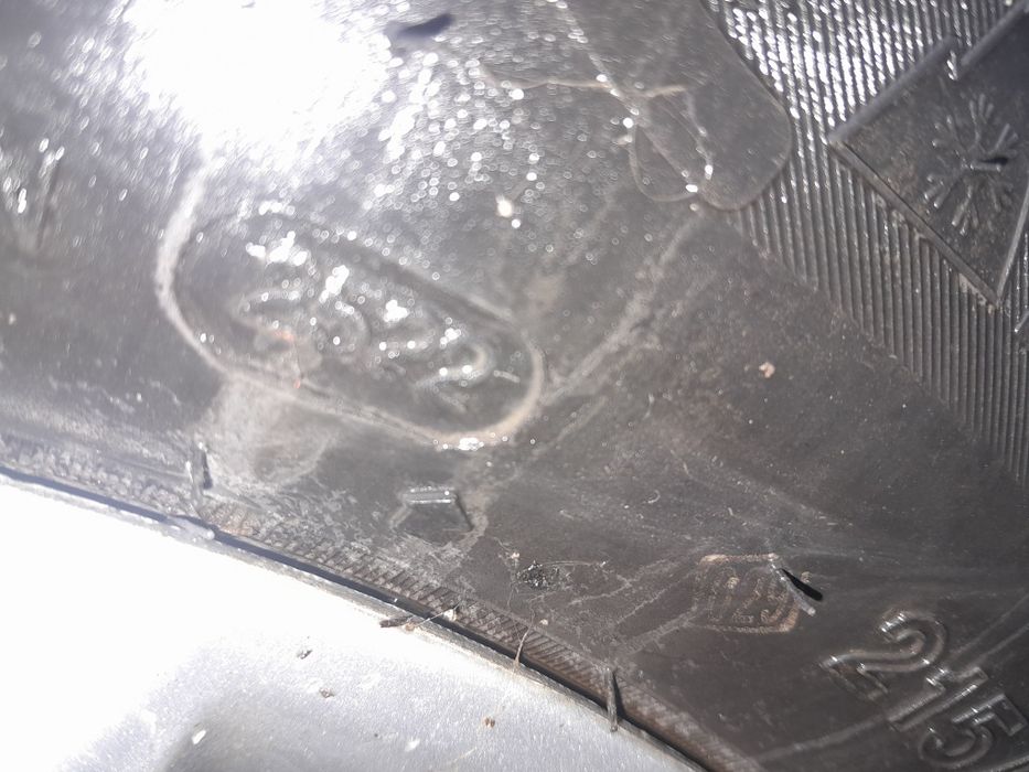 Jante aliaj dacia duster cu anvelope M-S noi