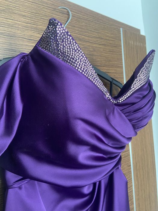 Rochie banchet/ absolvire/ nunta/ eveniment mov facuta pe comanda