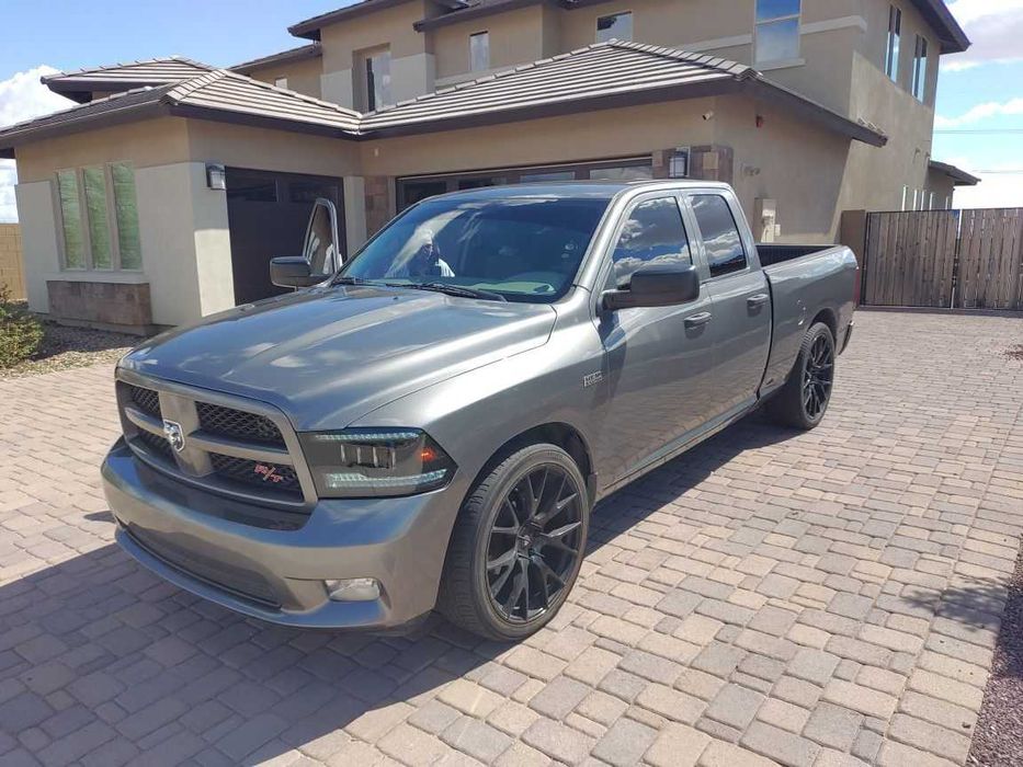Vand Dodge Ram 1500 - an 2012 - motor V8 Hemi