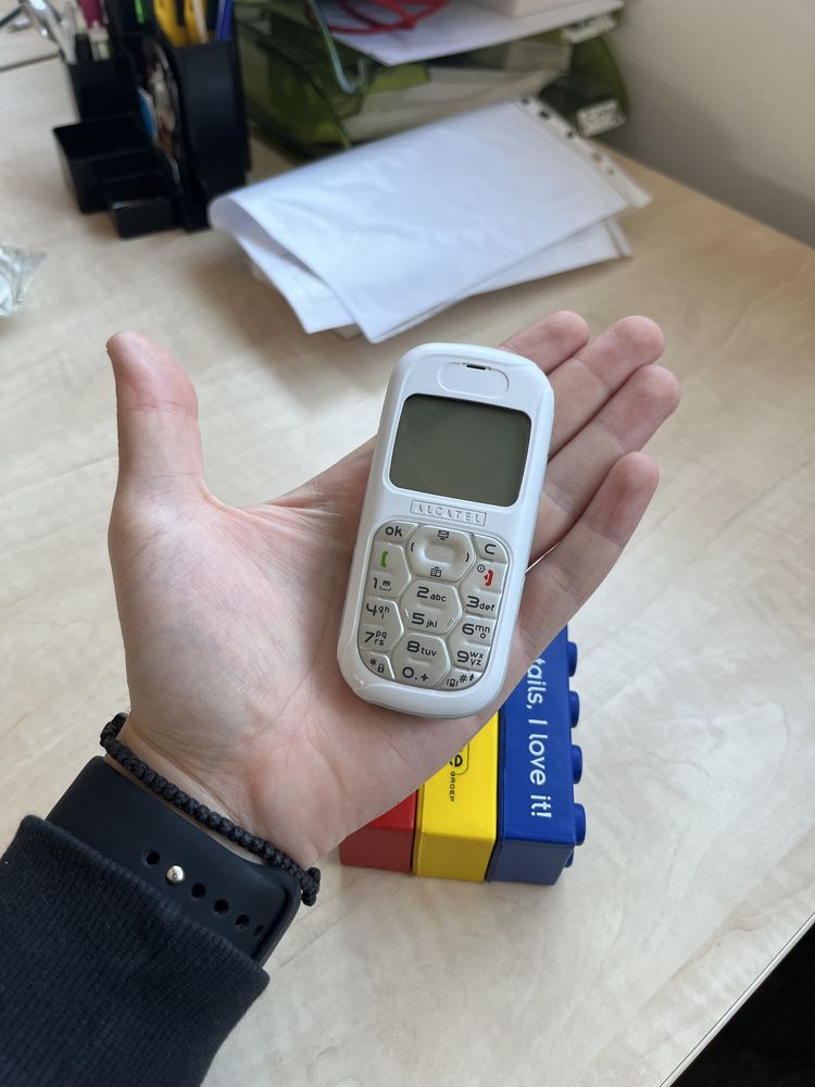 Alcatel OT155 White Mini Telefon De Colectie