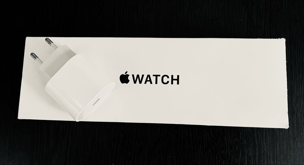 Продам Смарт-часы Apple Watch SE GPS Gen.2 2024 S/M 40 мм бежевый