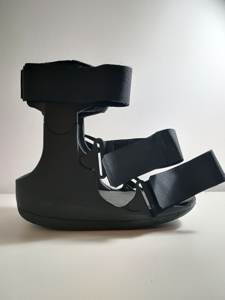 Orteza Walker scurta de la BraceID