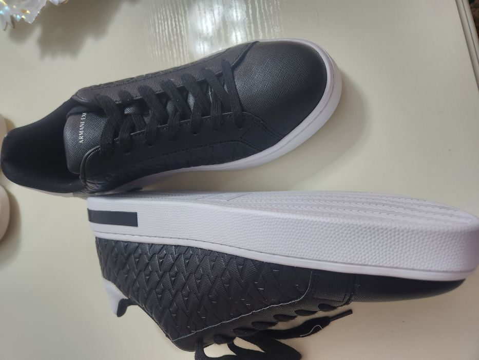 Мужские кроссовки размер 44