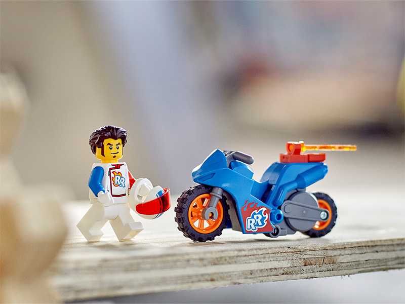 НОВИ! LEGO® City Stunt 60298 Каскадьорски мотоциклет ракета