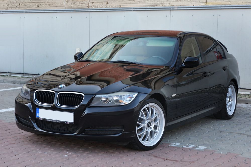 BMW Seria 3 // 320 D //E90 // AN 2011 // Euro 5 // Facelif