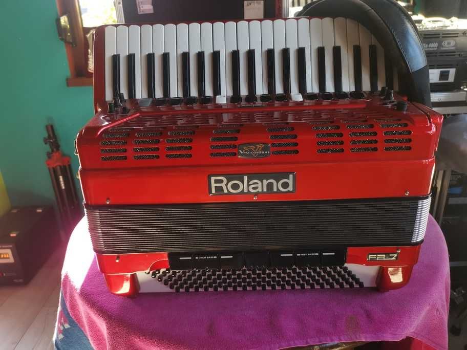Acordeon Roland Fr7-Red/Pas Facut/Mufa Midi/Baterie Originala Noua
