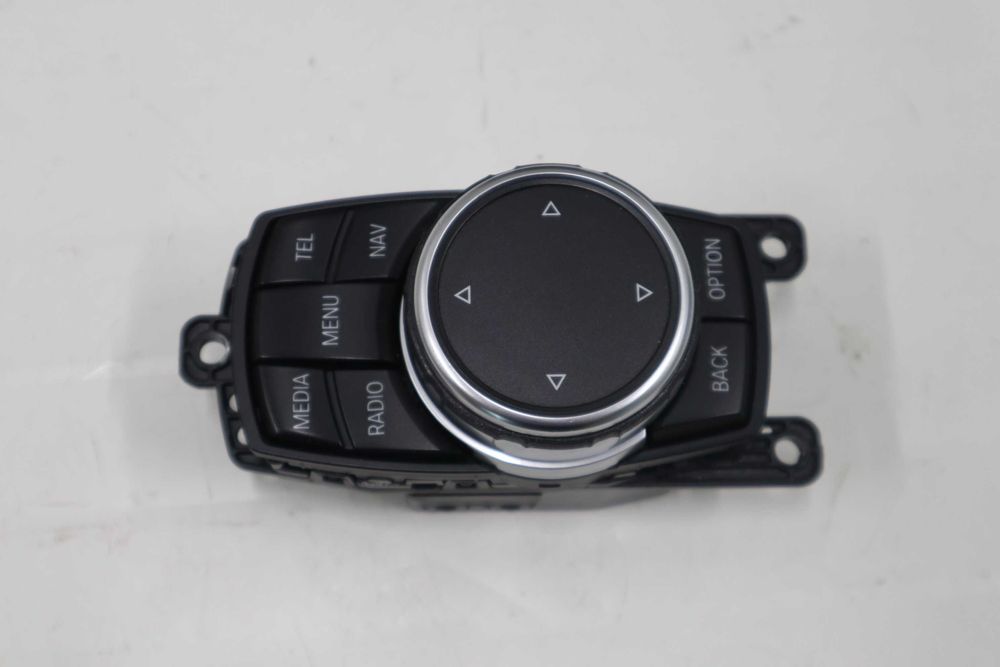 Комплект навигация NBT EVO БМВ Ф30 Ф31 Ф32 Ф34 Голямата навигация НБТ