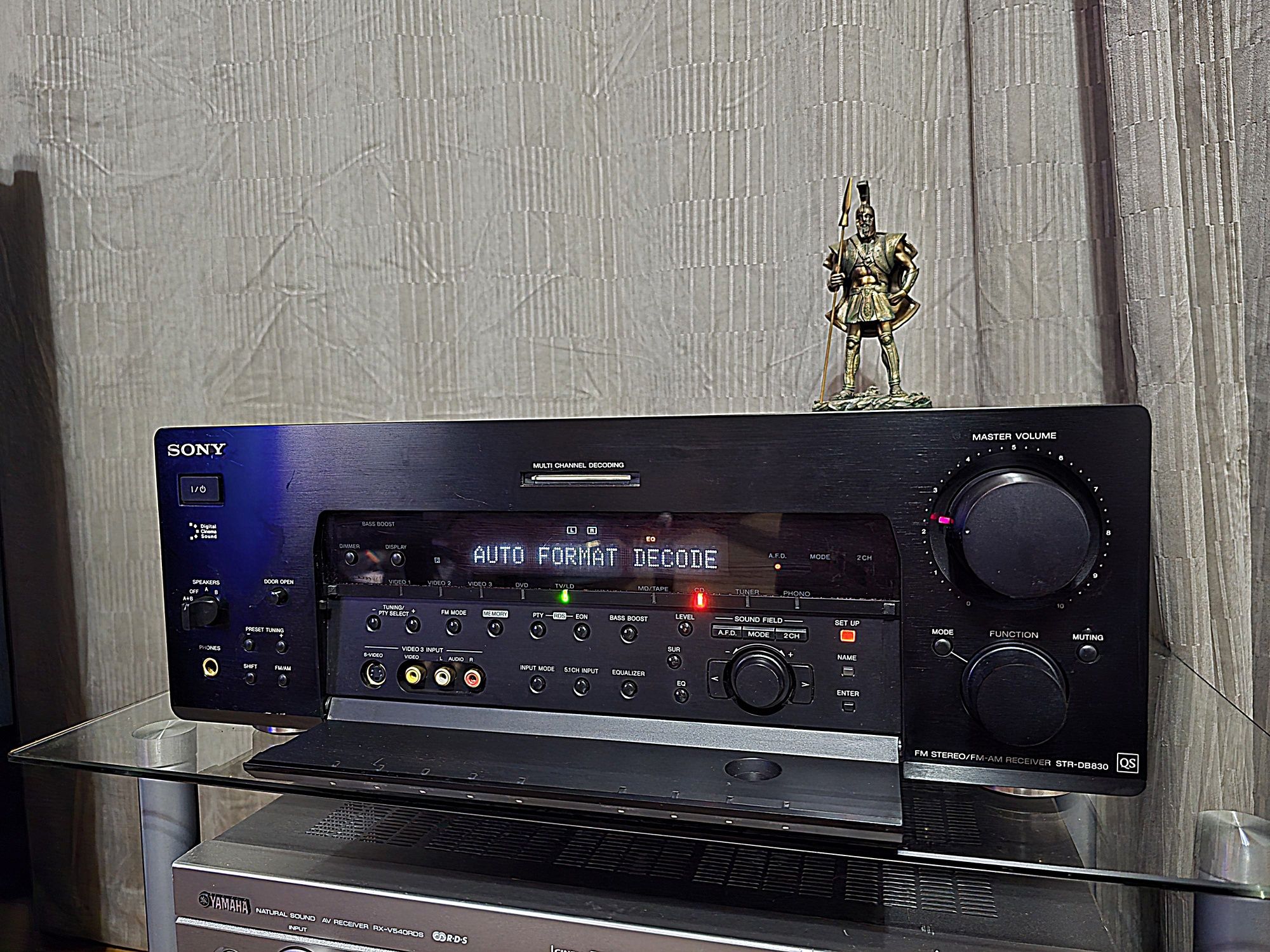 Amplificator/120 wati RMS/ 5.1 Sony STR-DB830 QS
