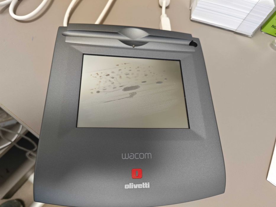 Таблет за подпис на клиент/пациент Wacom STU-500B