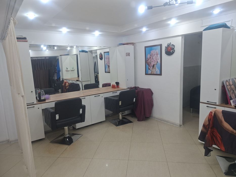 В салоне красоты Делия сдаются места в аренду