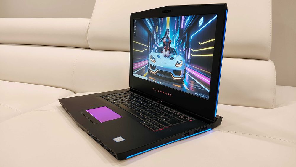 Laptop gaming Alienware ,intel core i7- ,video 8 gb nvidia , ram 32 gb