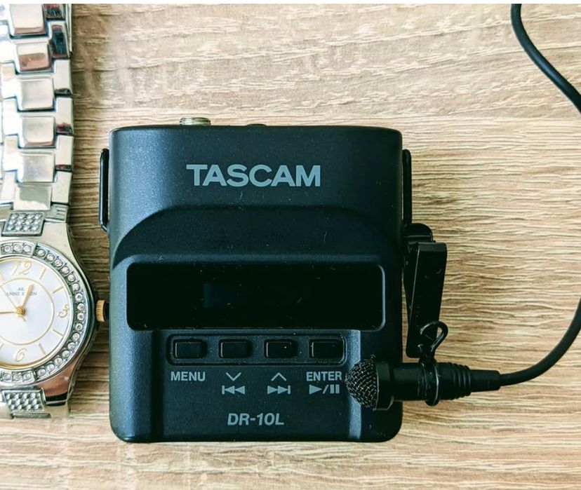 Tascam DR-10L аудио рекордер, микрофон тип брошка
