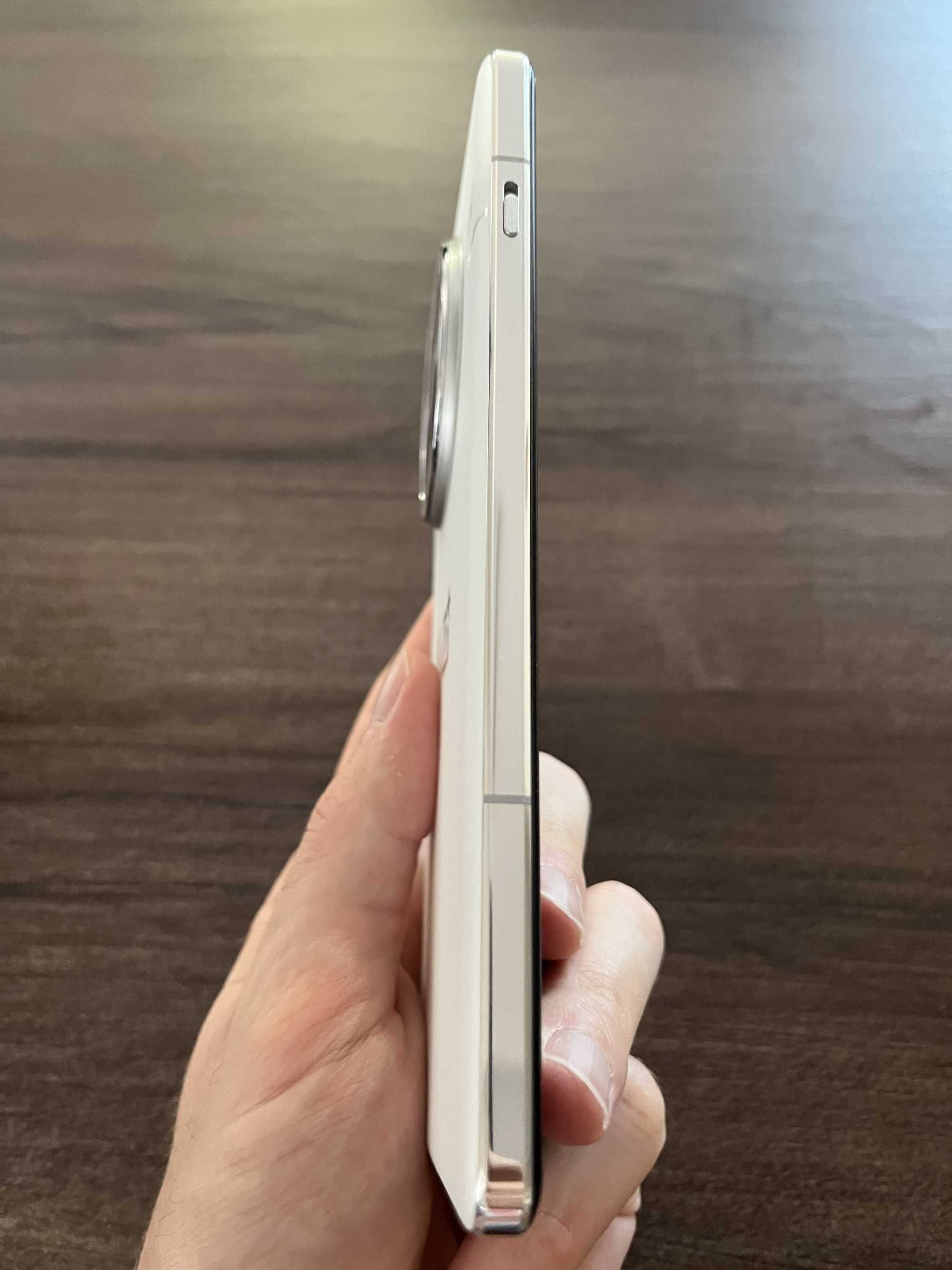 Oneplus 13 16/512GB Arctic Dawn Неразопакован 24м Гаранция
