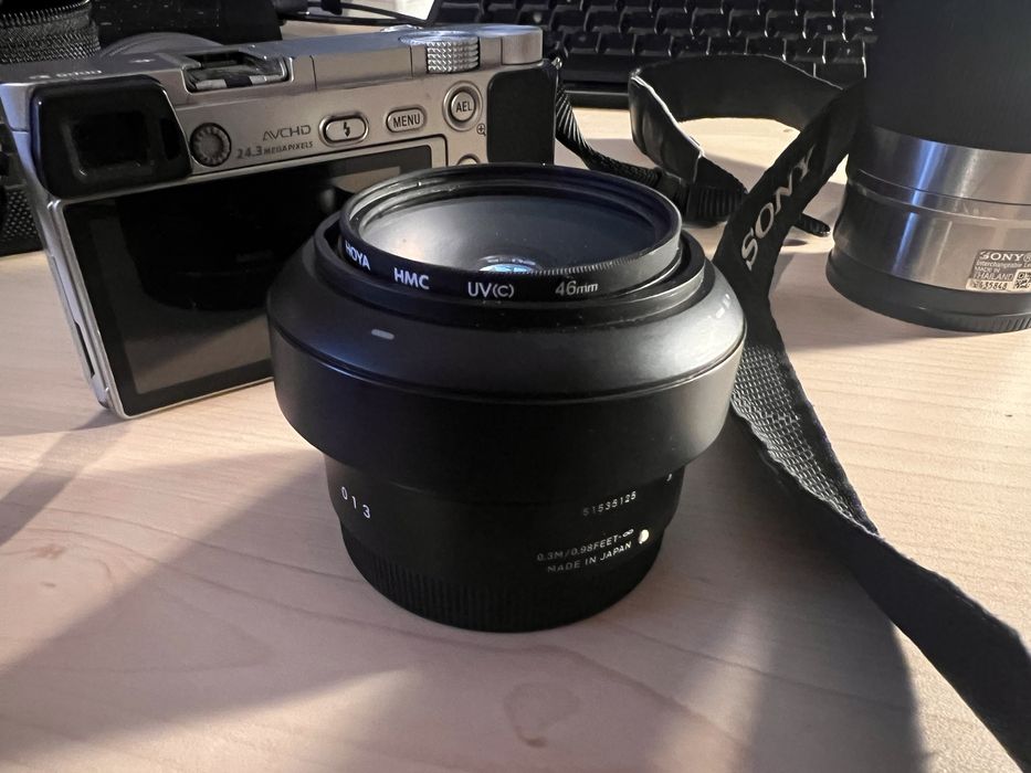 REZERVAT - Kit Sony a6000 + 3 obiective