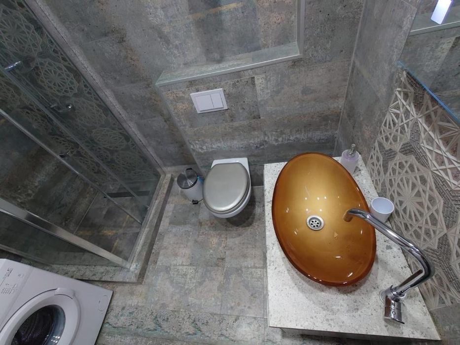 Închiriez apartament