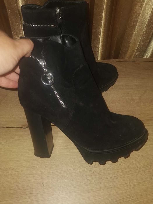 Ghetuțe piele întoarsă sintetica