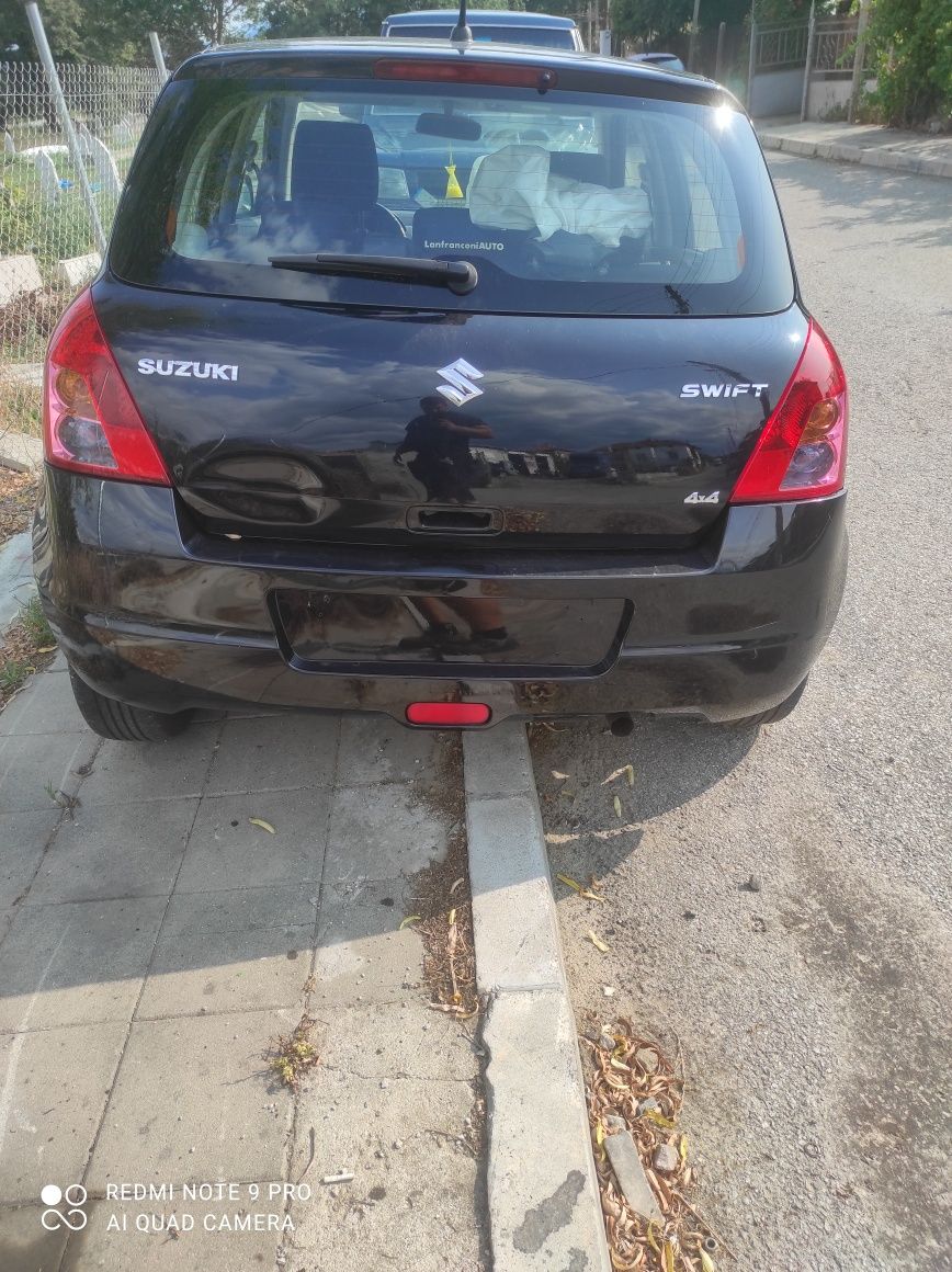 Suzuki Swift 1.3 4x4 На Части