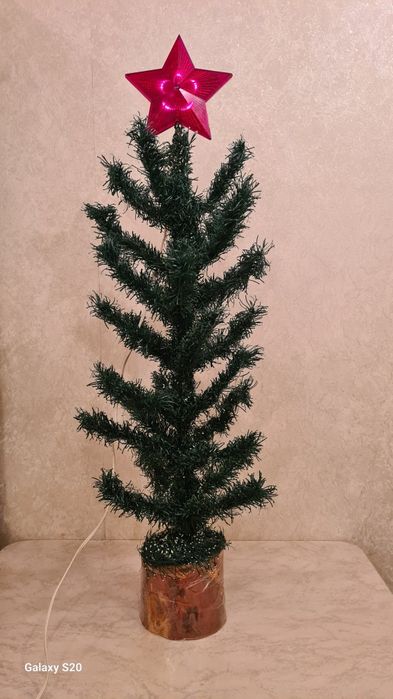 Ёлка искусственная со звездой б/у