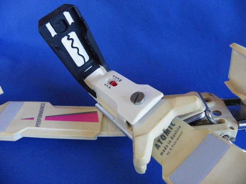 Ски автомати  ATOMIC и TYROLIA