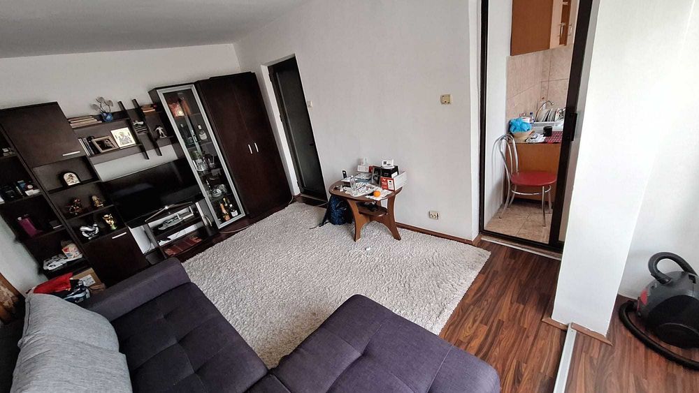 Garsonieră de inchiriat  cf 1, etaj 3/4, ultracentral